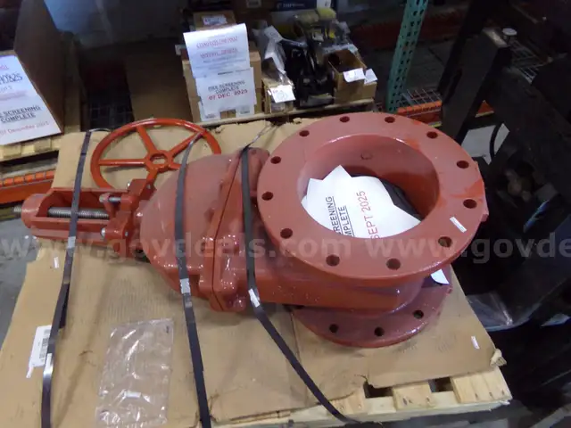 VALVES AND PIPING LOT 8