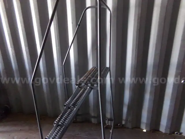 LADDERS,FAN,HEATER,SNOW BLOWERS,ETC