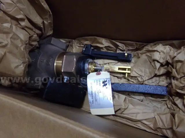 VALVES LOT 10