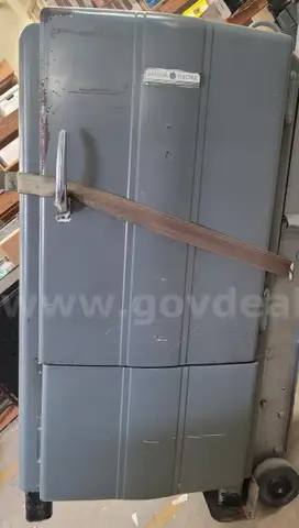 Restorable Vintage Refrigerator