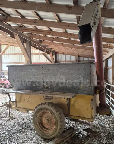 Feed Wagon