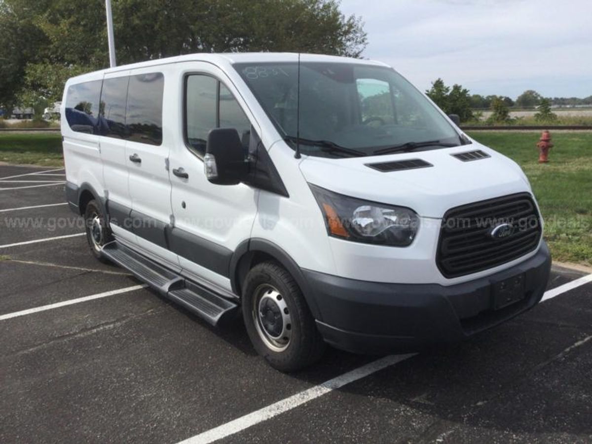 2017 Ford Transit T150 LR Passenger Van - Lic. 8831 | AllSurplus