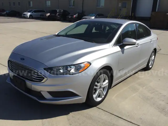 2018 Ford Fusion SE Hybrid 5 Passenger Sedan, 2.0L, Lic. #3485