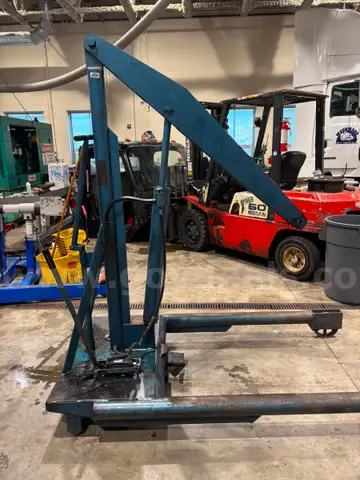 Heavy Duty Floor Crain