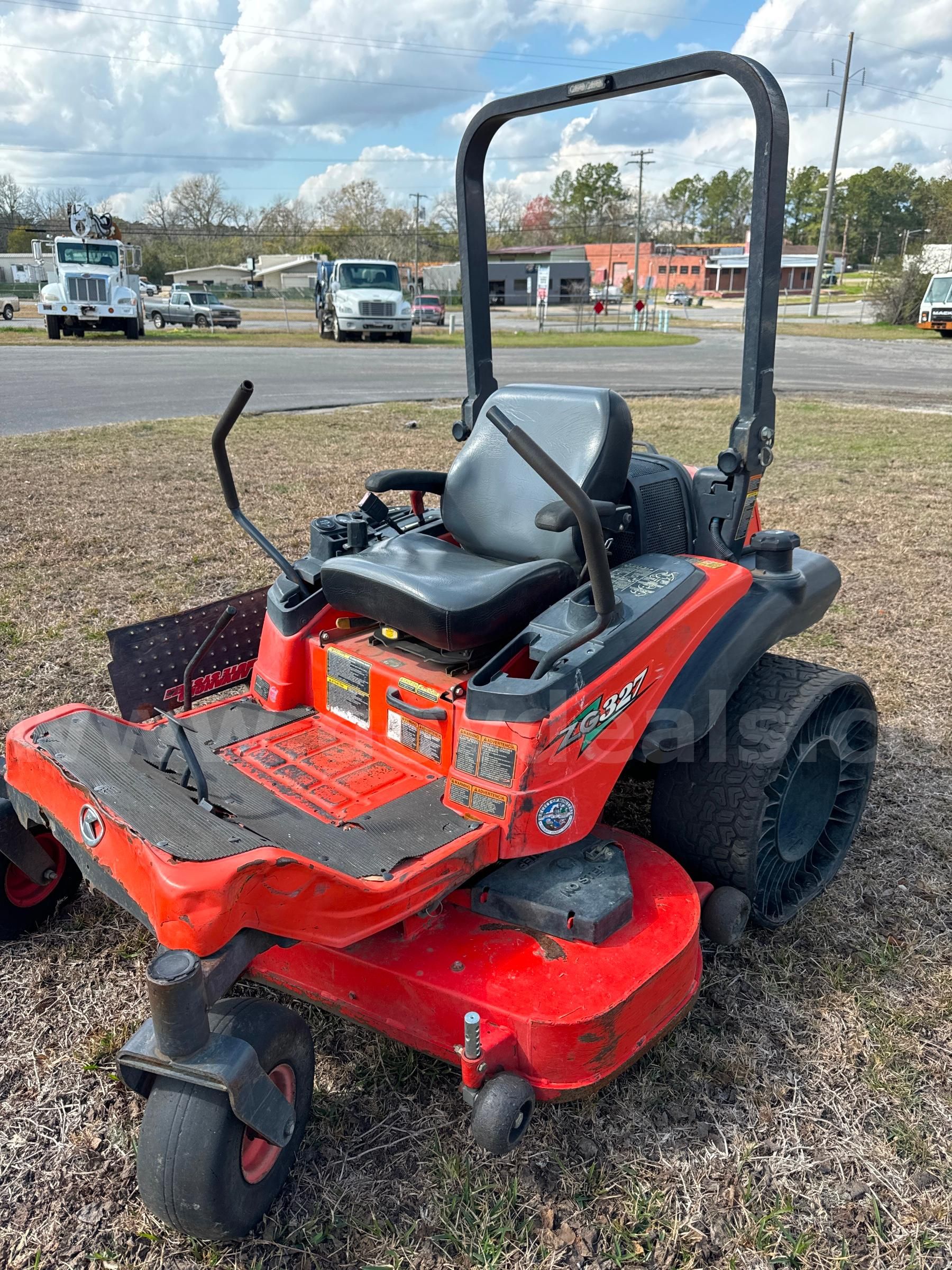 2018 Kubota ZG327 Zero Turn AllSurplus