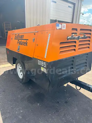 2011 Sullivan Palatek D185PJD Trailer mounted air compressor