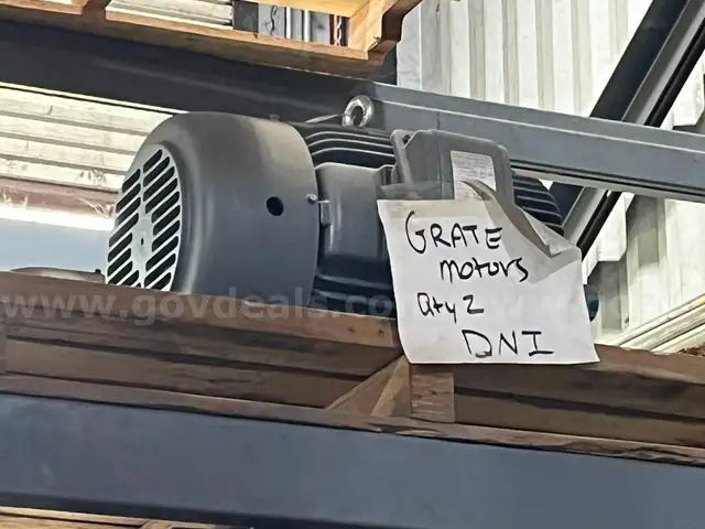 Lot of 2 Grate Motors