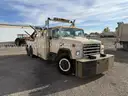 1985 IHC S 1900 Tow Truck