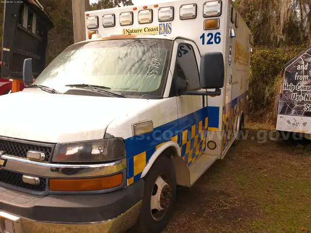 2011 CHEVEROLET EXPRESS