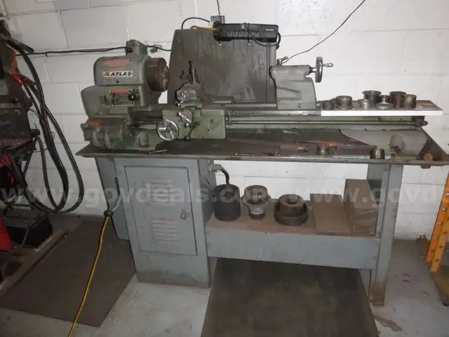 Atlas Lathe 18 inch bed
