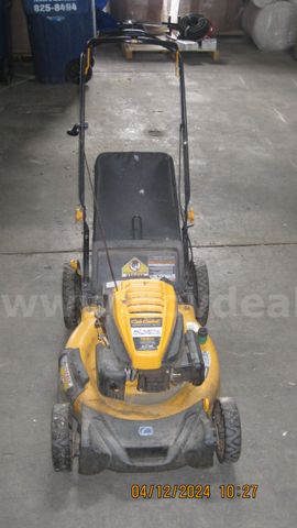 Cub Cadet push mower | AllSurplus