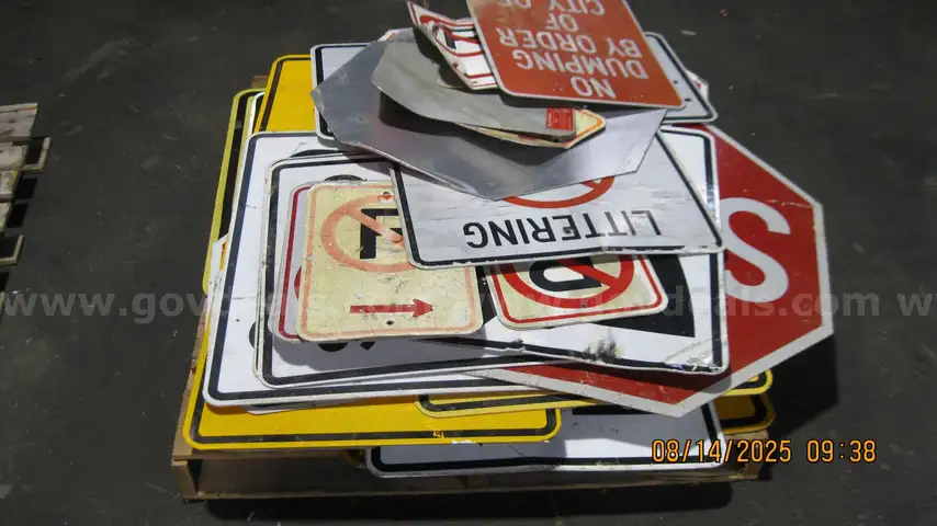 Street Signs , USED