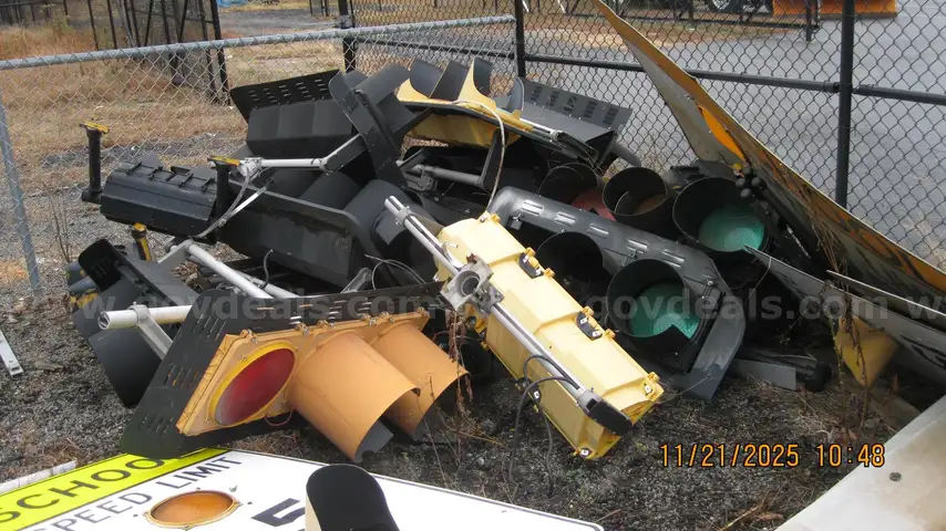 12&#x22; Signal Light