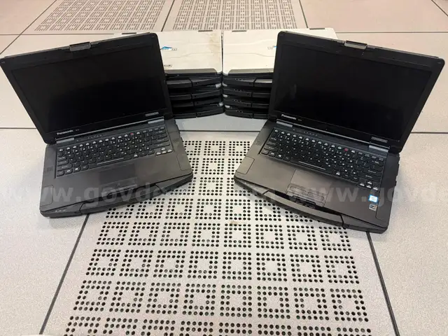 (10) Panasonic FZ-55 Laptops (TOUGHBOOK 55)