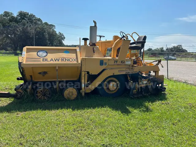 1999 Blaw-Knox Paver