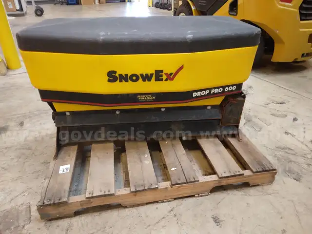 Drop spreader