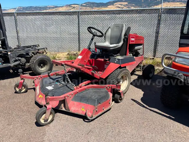 TORO Groundsmaster 328-D