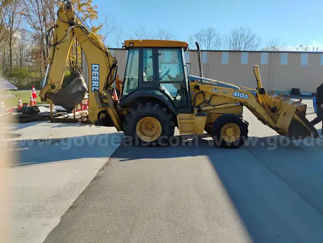 JOHN DEERE 410G BACKHOE/LOADER