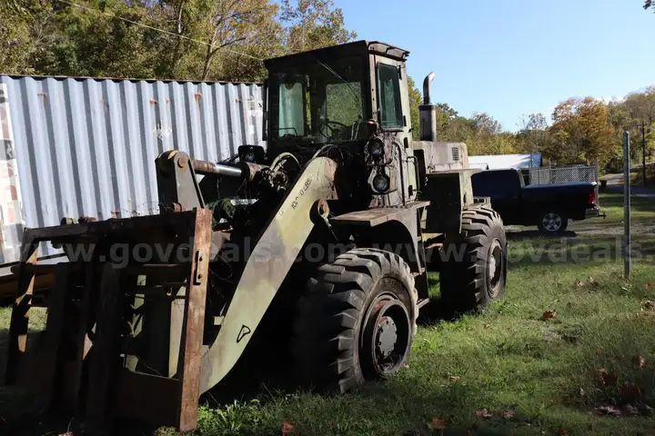 International Hough M10A Rough Terrain Forklift
