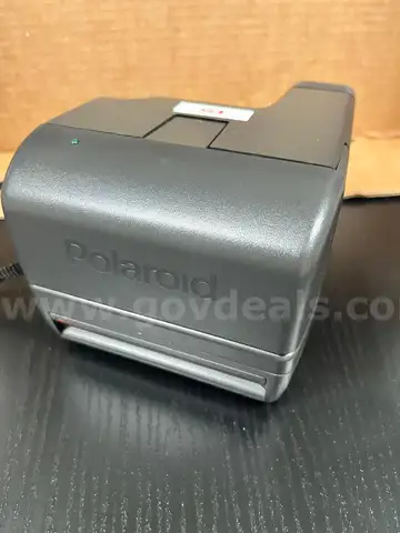 Polaroid OneStep Closeup Camera