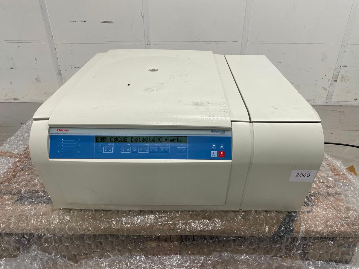 Thermo Heraeus Megafuge 40R Centrifuge with Rotor | AllSurplus