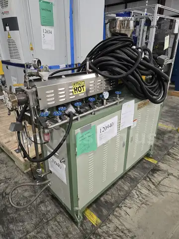 Nanjing Giant Twin-Screw Extruder