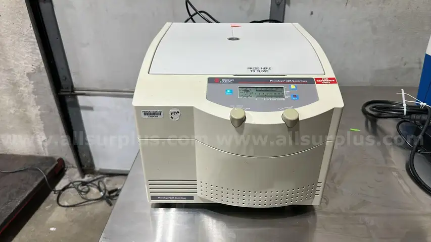 Beckman Coulter Microfuge 22R Centrifuge
