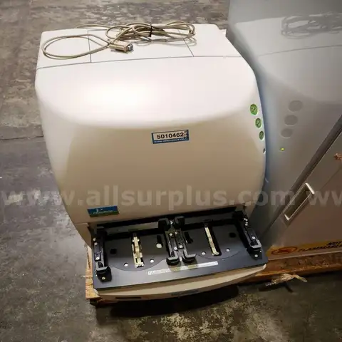 Perkin Elmer MultiMode Plate Reader