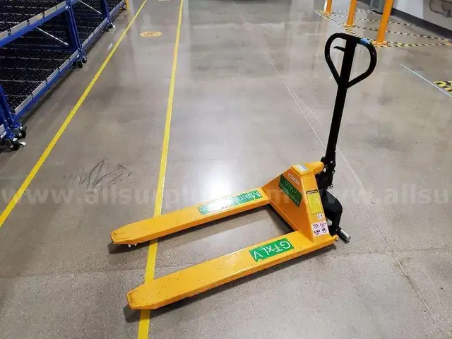 Uline H-1785 Scissor Lift Pallet Jack