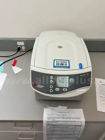 Beckman Coulter Refrigerated Centrifuge