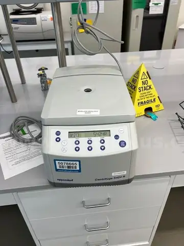 Eppendorf Centrifuge