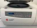 Beckman Coulter Centrifuge