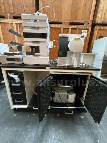 9 Piece Agilent 6120 / 1200 / 1260 / 1290 Series HPLC System