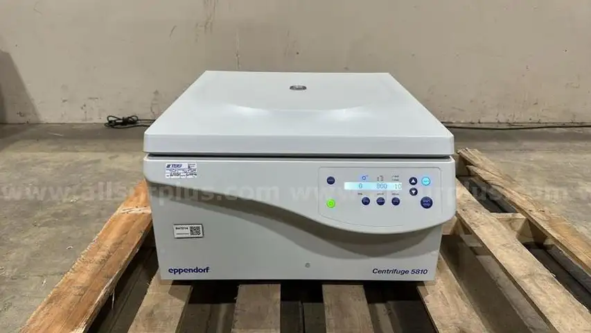 Eppendorf 5810 Centrifuge
