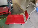 Uline Hydraulic Rolling Lift Table