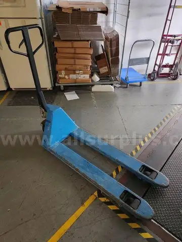 Uline Narrow Pallet Jack