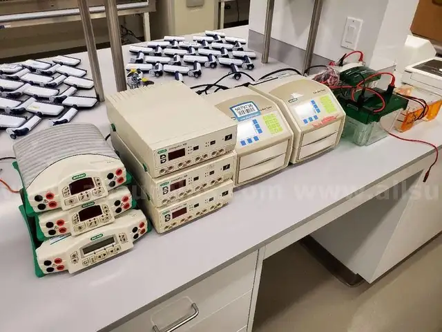 12pcs Bio Rad Electrophoresis Equipment