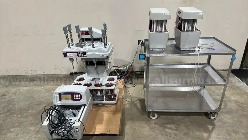Distek Evolution 6100, 4300 Dissolution System and Sampler w/ Syringe