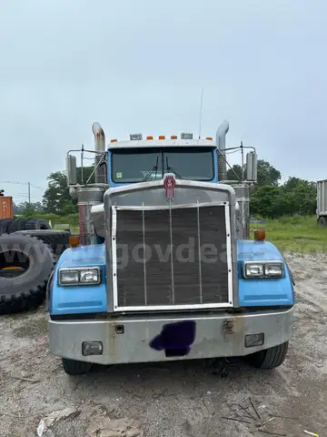 2009 Kenworth W900
