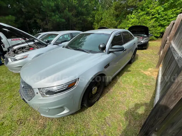 2016 Ford Taurus