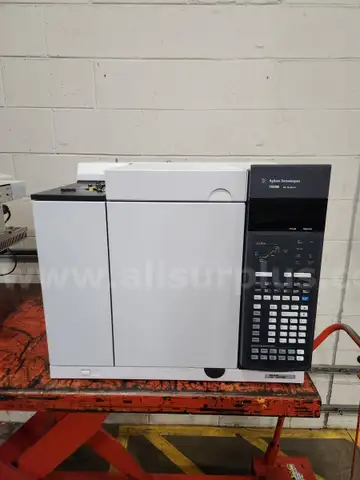 Agilent G7890B Gas Chromatograph with Agilent G7078B MSD