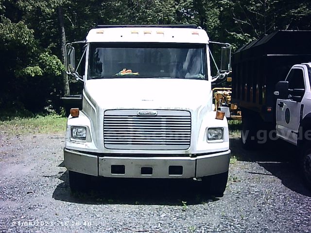 2002 Freightliner FL60 | AllSurplus