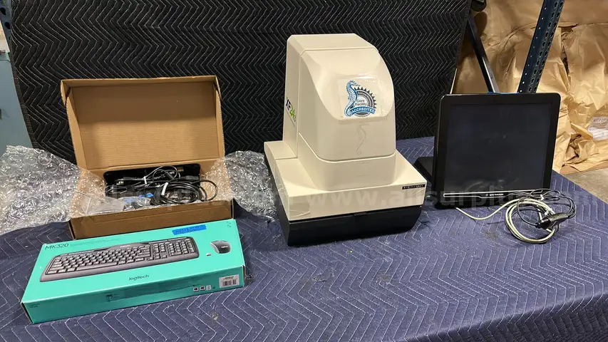 Seahorse Bioscience Extracellular Flux Analyzer w/ Monitor