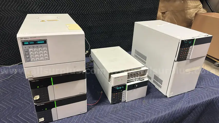 6 Piece Shimadzu Prominence HPLC System