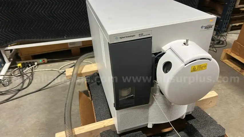 Agilent 6120 Quadrupole Liquid Chromatography/ Mass Spectrometer