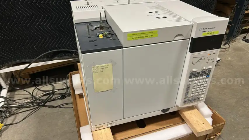 Agilent 7890A Gas Chromatograph
