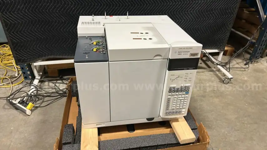 Agilent 7890A Gas Chromatograph