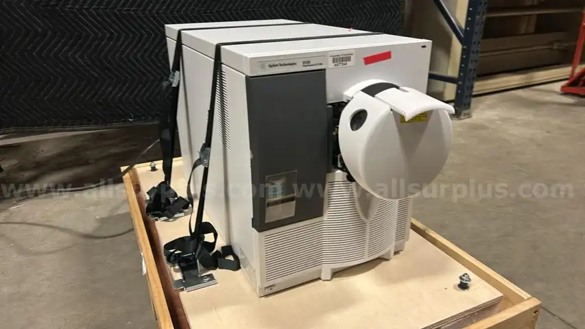 Agilent 6120 Quadrupole Liquid Chromatography/ Mass Spectrometer