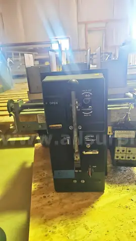 Allis-Chalmers LA-1600 Switch Gear Bucket