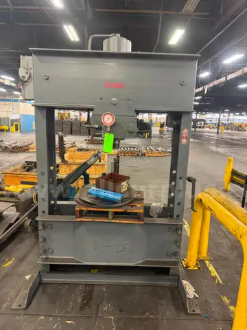 150 Ton Dake 5-150 H Frame Shop Press